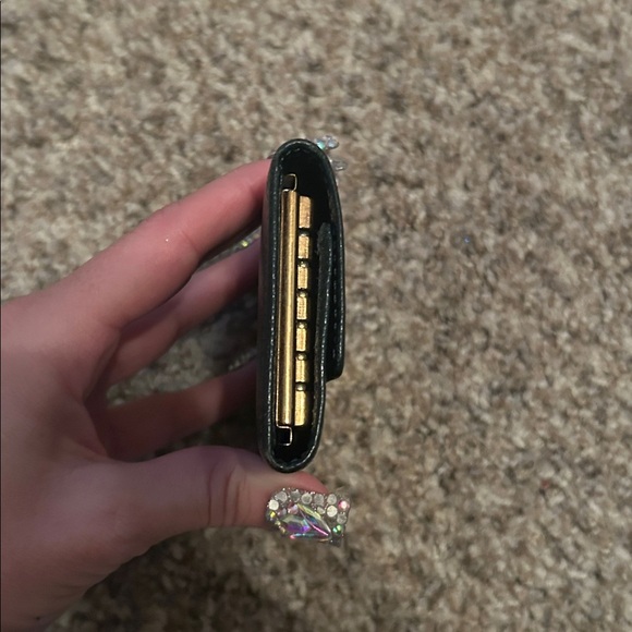 Lv Green Key Holder - Picture 4 of 8